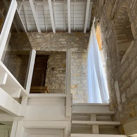 Oezel Tasarimli Tarihi Tas Ev Cesme