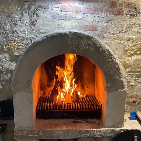 Oezel Tasarimli Tarihi Tas Ev * Cesme